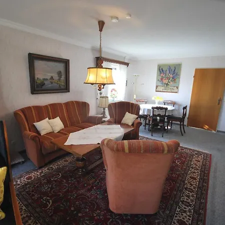 Nyaraló Hermann, 35522 *