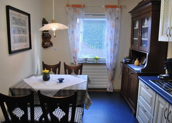 Hermann, 35522 * Uplengen